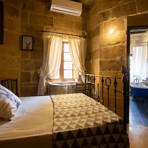 The Burrow Guest House Tarxien