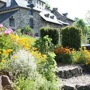 La Maison De Jeanne Maison d'hôtes Thiézac